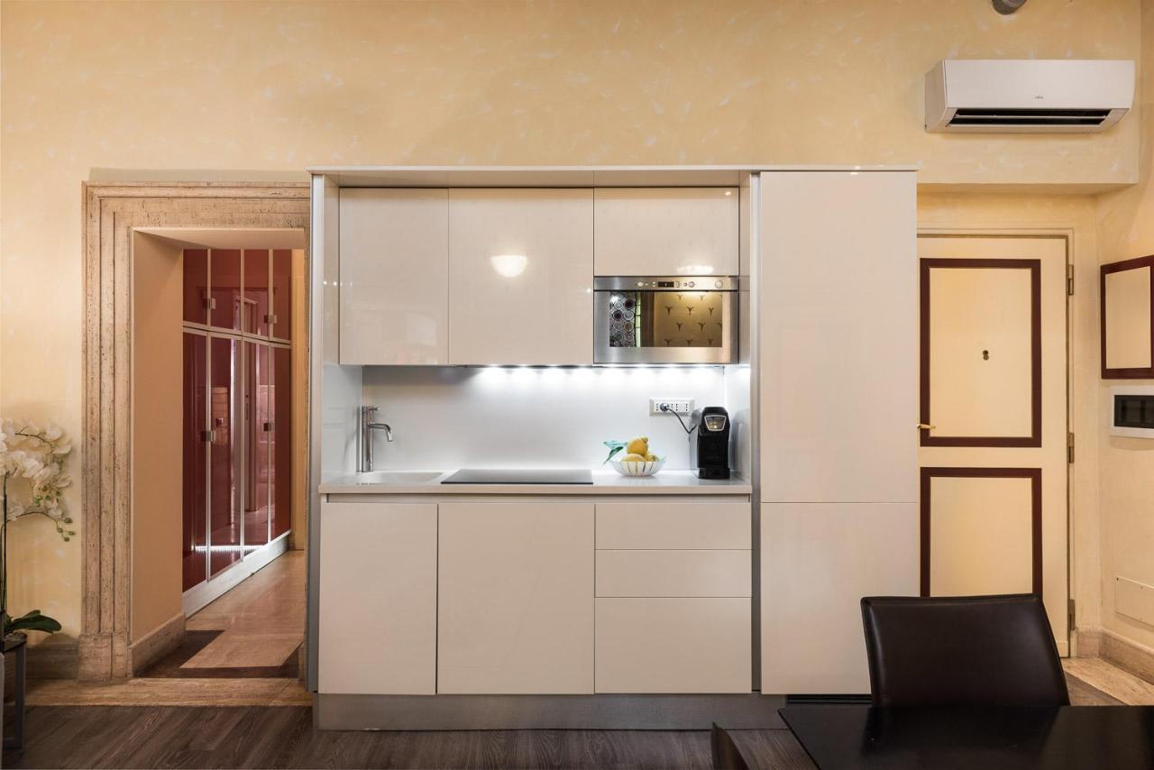 Nsm 71Viadelcorso Appartamento Con Terrazzo Rom Exterior foto