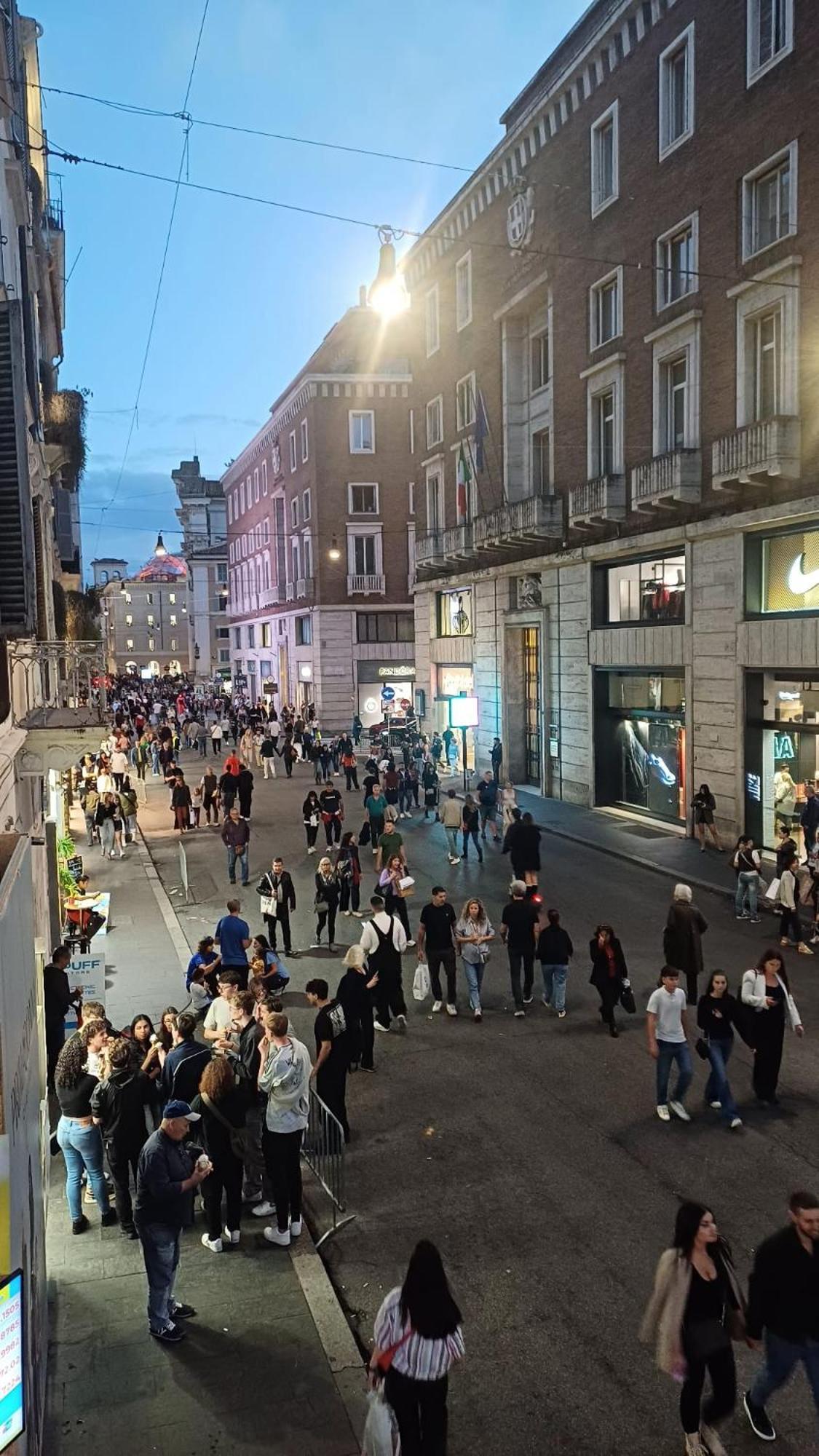 Nsm 71Viadelcorso Appartamento Con Terrazzo Rom Exterior foto